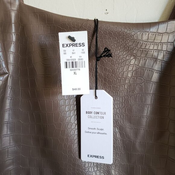 Express Body Contour Faux Croc Leather Crop Top Square Neck Brown Women's XL NEW - Picture 8 of 9